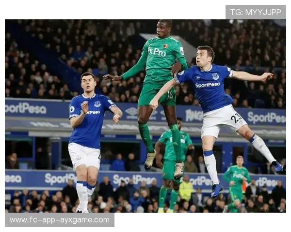 切尔西前场多点移动极具威胁，攻守兼备势不可挡